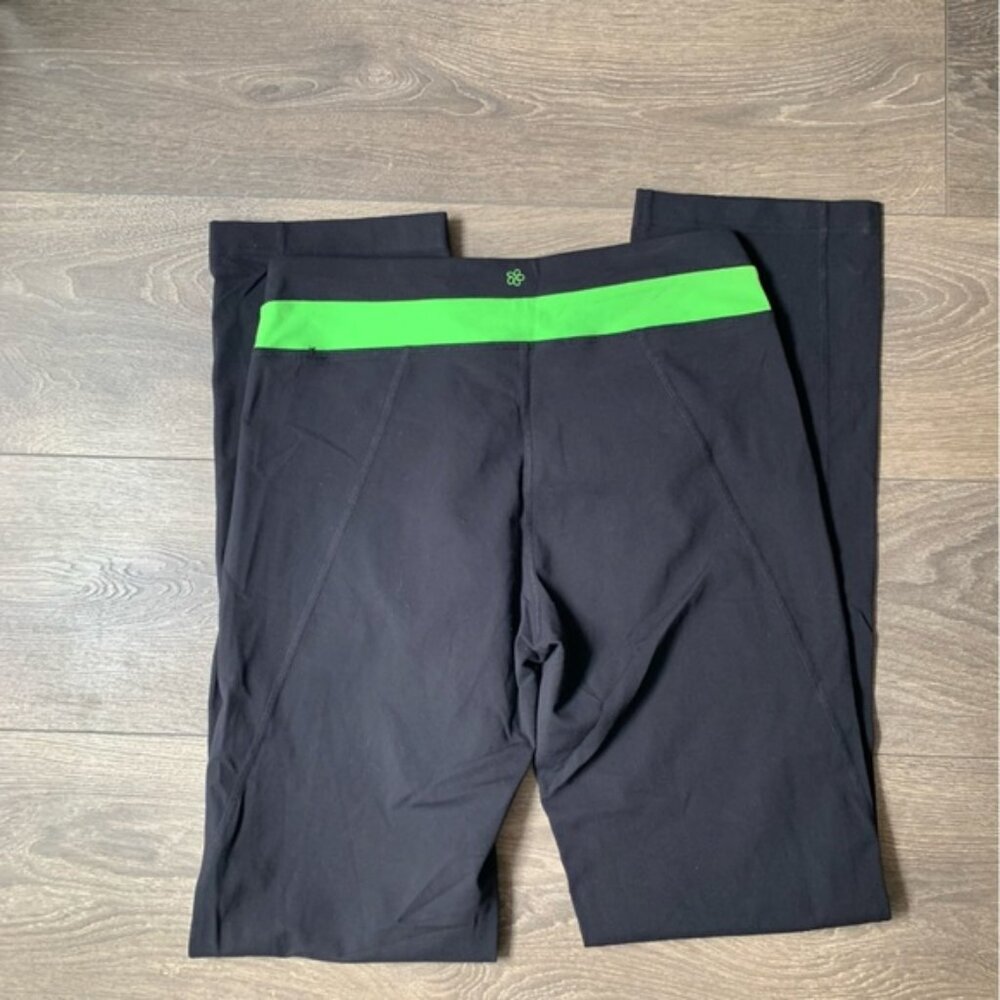 Tuff Athletics Womens Yoga Pants Small Black Straight leg fit Activewear Gym